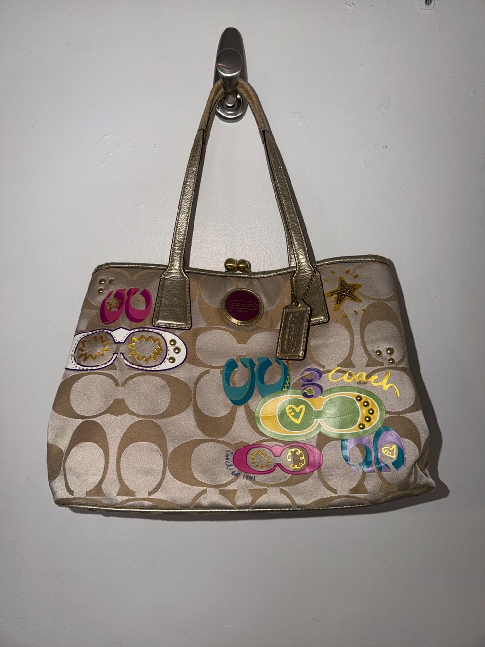 Coach Poppy Signature Pop C Graffiti Glam Tote Kiss Lock Y2K